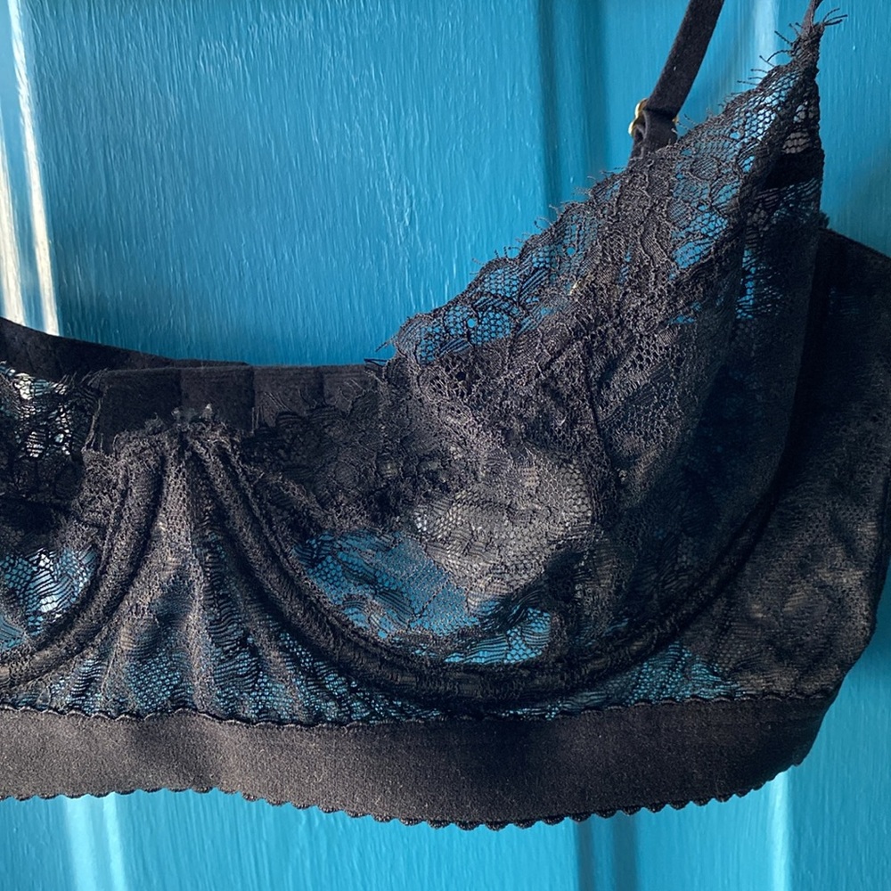 Black lace bralette - Picture 2 of 4